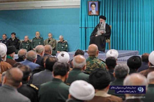 رهبر معظم انقلاب: اصرار برخی از دولت‌های قلدر برای مذاکره، به منظور حل مسائل نیست/ اقتصاد و معیشت مردم در درجه اول اهمیت است