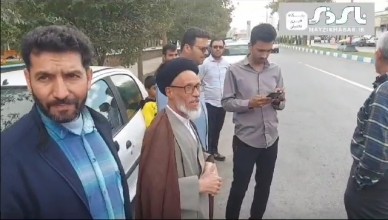 فیلم/مراسم استقبال از جوان ورزشکار نی ریزی ، علیرضا شریعت ، قهرمان فیتنس چلنج جهان امروز  با حضور امام جمعه معزز شهرستان نی ریز ، مسئول دفتر نماینده مجلس،بخشدار مرکزی به نمایندگی از فرماندار شهرستان، ریاست اداره ورزش و جوانان  و جمعی از مسئولین و روسای هیئتهای ورزشی در محل ورودی پارک معلم برگزار گردید.