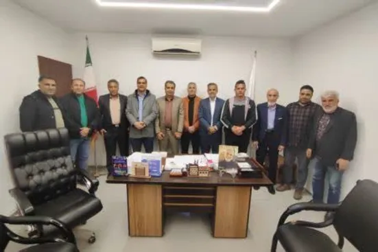 صعود ۴ تیم به مرحله نیمه نهایی لیگ برتر فوتبال بزرگسالان فارس/آفتاب نی ریز صدر نشین مسابقات و امید اول قهرمانی لیگ برتر فوتبال بزرگسالان استان پهناور فارس